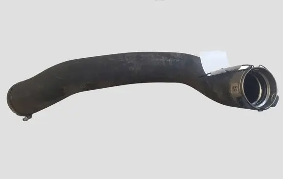 Volvo V40 Intercooler hose/pipe