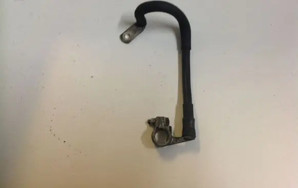 Volkswagen Golf V Negative earth cable (battery)