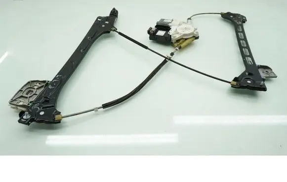 Audi TT TTS Mk2 Front door window regulator with motor