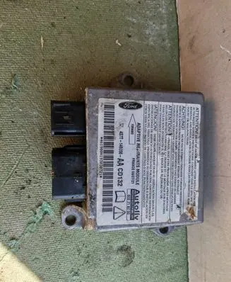 Ford Mondeo Mk III Airbag control unit/module 4S7T14B056