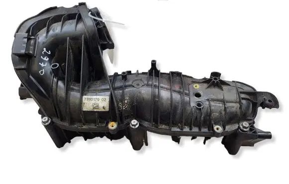 BMW 1 E81 E87 Intake manifold 7810179