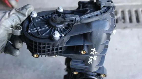 Intake manifold valve actuator/motor