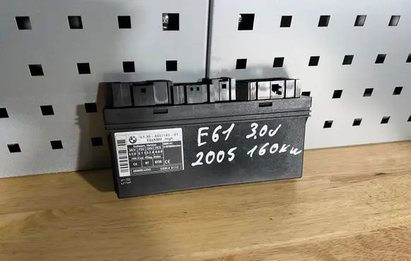 BMW 5 E60 E61 Comfort/convenience module 6957143 5WK49110