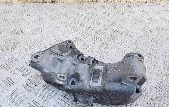 Volvo V40 Generator/alternator bracket 31430702 P31430702