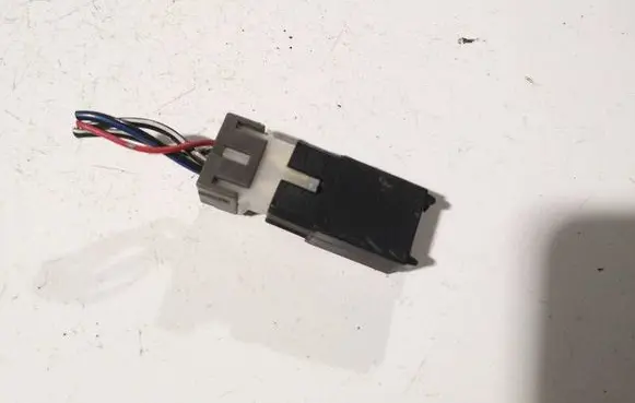 Mitsubishi Colt Sensor e8t1016208
