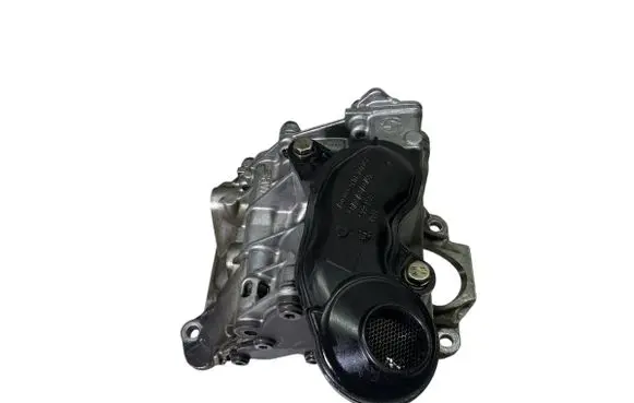 BMW 5 F10 F11 Oil pump B47 851375608