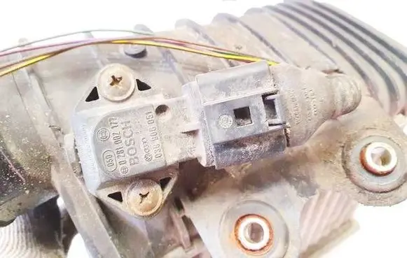 Audi A3 S3 8L Air pressure sensor 0281002177 038906051