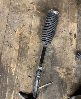 Steering tie rod