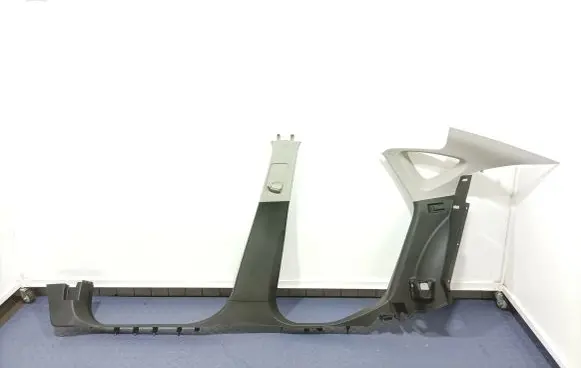 Opel Astra J Other sill/pillar trim element 360583280