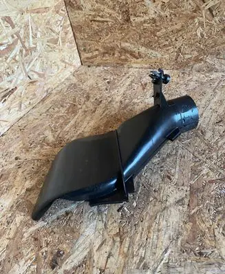Mercedes-Benz E W124 Air intake duct part 1020941611 7227801