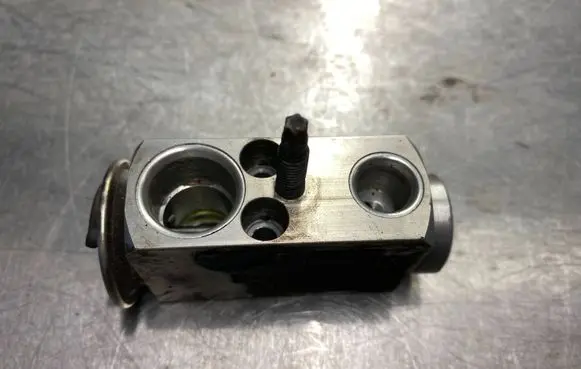 Ford Galaxy Air conditioning (A/C) expansion valve 9G9119849AA 9G9119849