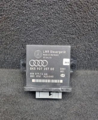 Audi A4 S4 B8 8K Light module LCM 8K5907357