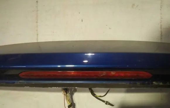 Volkswagen Tiguan Third/center stoplight