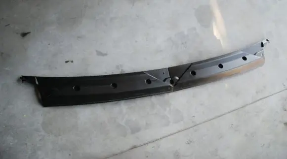 Iveco Daily 6th gen Wiper trim 130KM