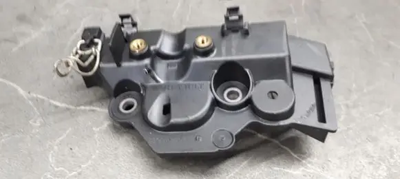 Renault Clio III Engine cover (trim) 8200397012