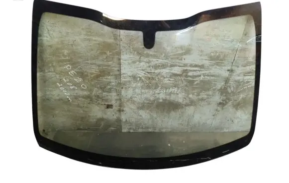 Peugeot 208 I Front windscreen/windshield window 43R00361