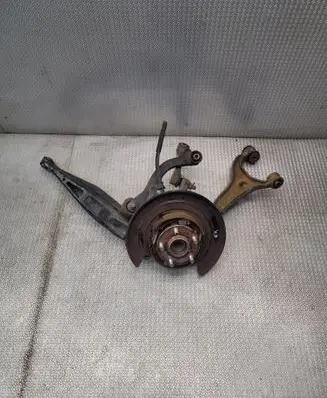 Subaru XV I Rear wheel hub spindle/knuckle 