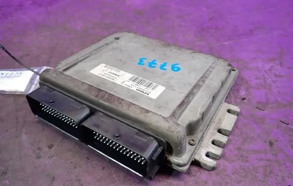 Renault Clio II Engine control unit/module ECU 