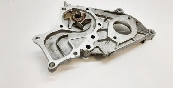 Toyota Avensis T250 Water pump PK77690