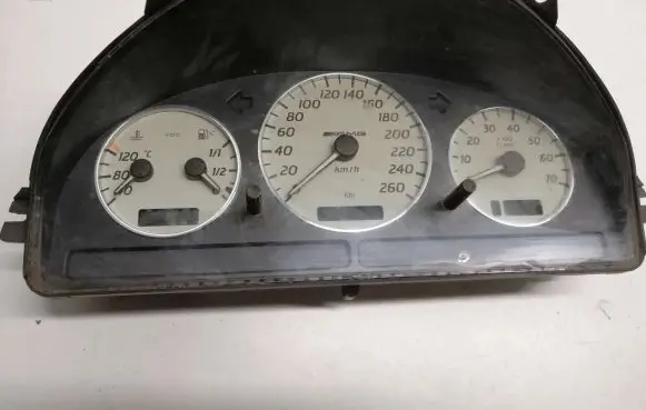 Mercedes-Benz ML W163 Speedometer (instrument cluster) 3319210087 3329130085