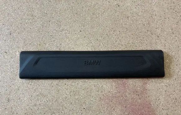 BMW 1 F40 Front sill trim cover 7444937