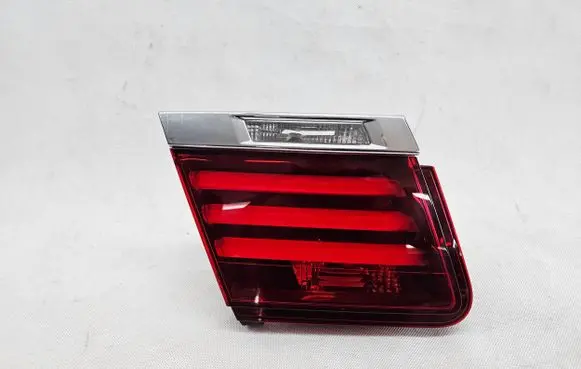 BMW 7 F01 F02 F03 F04 Tailgate rear/tail lights 7300271