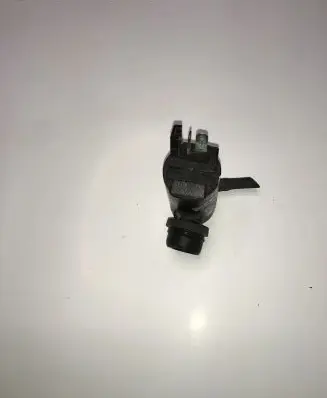 Mitsubishi Pajero Windscreen/windshield washer pump 8603101260