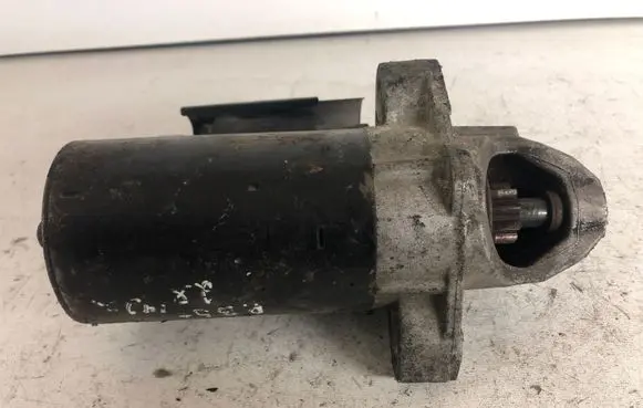 Volkswagen PASSAT B5 Starter motor 078911023DV