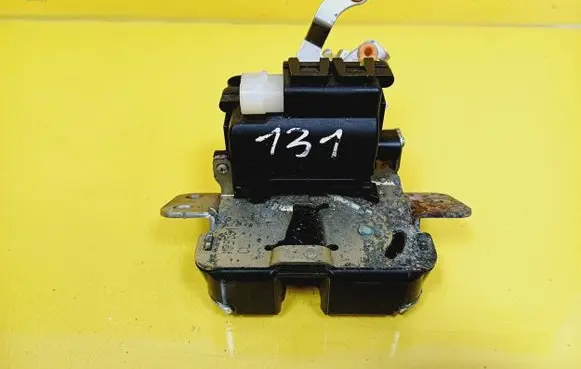 Mitsubishi Colt Tailgate/trunk/boot lock/catch/latch MR959190