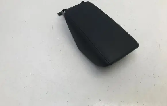 KIA Niro Armrest