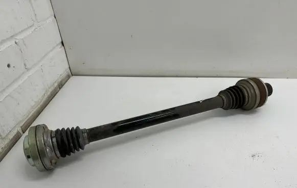 Rear driveshaft