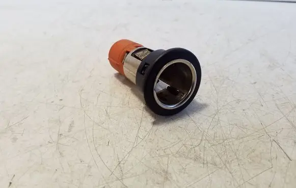 Dodge Nitro 12 V Socket (front) 
