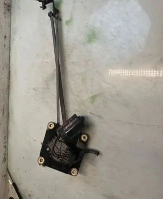 Volvo S40, V40 Front wiper linkage and motor 3398009419