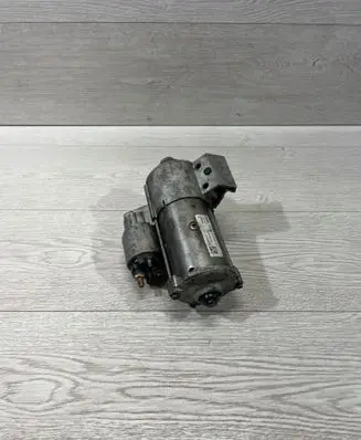BMW X3 F25 Starter motor 8588898 RSW22A11