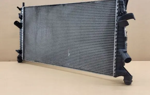 Mazda 3 I Coolant radiator