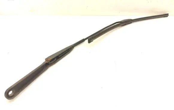 Renault Trafic II (X83) Front wiper blade arm 7700311582 91165490 80007697B