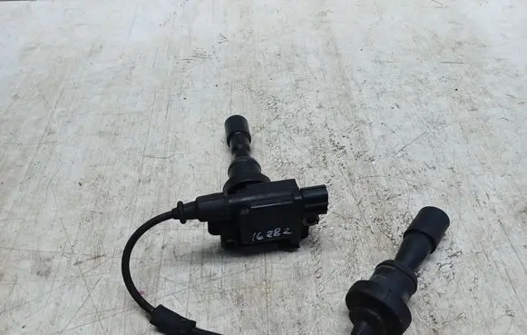Mitsubishi Outlander High voltage ignition coil FL01625602