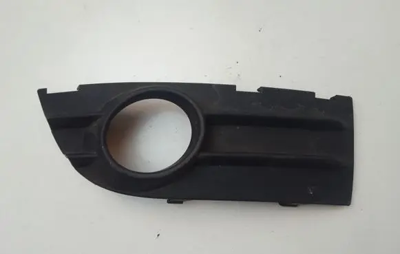 Volvo C30 Front fog light trim/grill 30657196