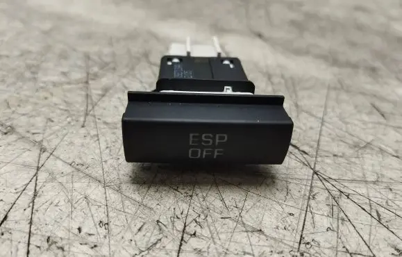 Skoda Octavia Mk2 (1Z) ESP (stability program) switch 1Z0927134A