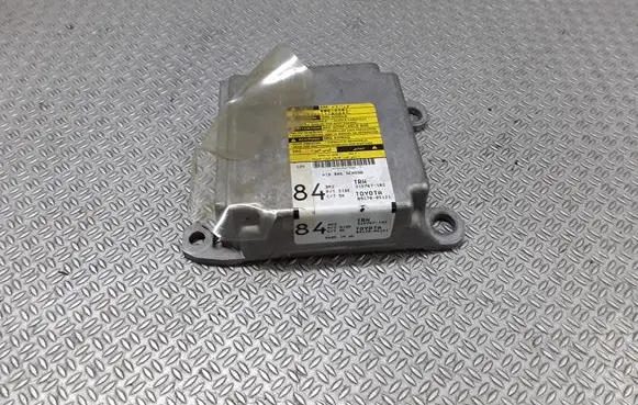 Toyota Avensis T250 Airbag control unit/module 8917005121