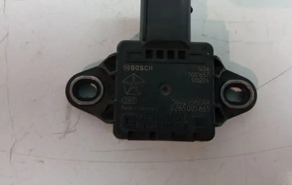 Chrysler Town & Country V ESP acceleration yaw rate sensor 56029560AA