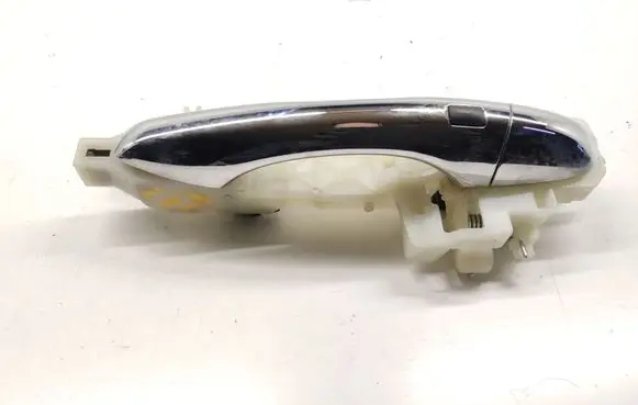 KIA Sorento Front door exterior handle