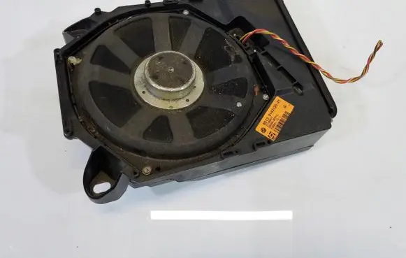 BMW 1 E81 E87 Subwoofer speaker