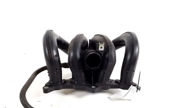 Toyota Yaris Intake manifold 17101-23011