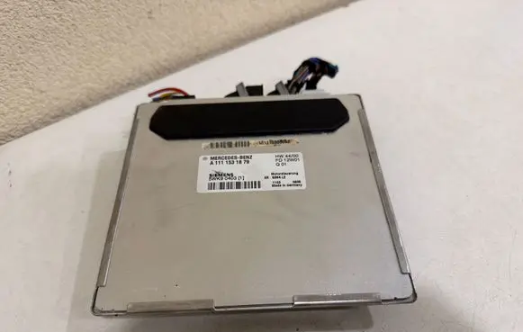 Mercedes-Benz CLK A208 C208 Engine control unit/module A1111531879