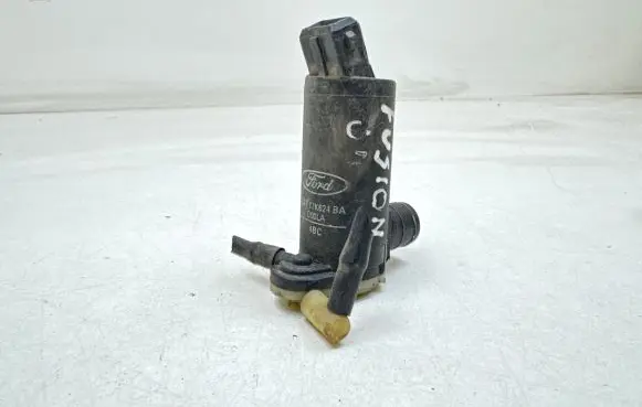 Ford Fusion Windscreen/windshield washer pump 2S6T17K624BA D00LA