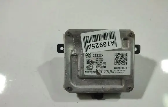 Skoda Superb B6 (3T) Headlight ballast module Xenon 4G0907697F