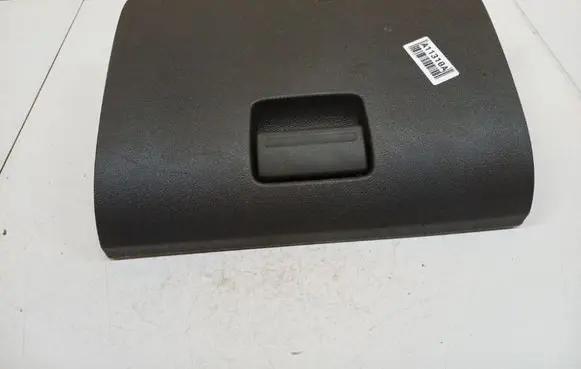 Ford Focus Glove box