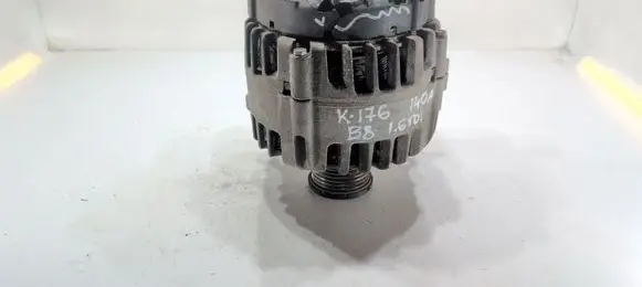 Volkswagen PASSAT B8 Generator/alternator 03L903023L