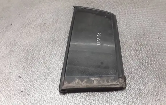KIA Opirus Rear vent window glass 